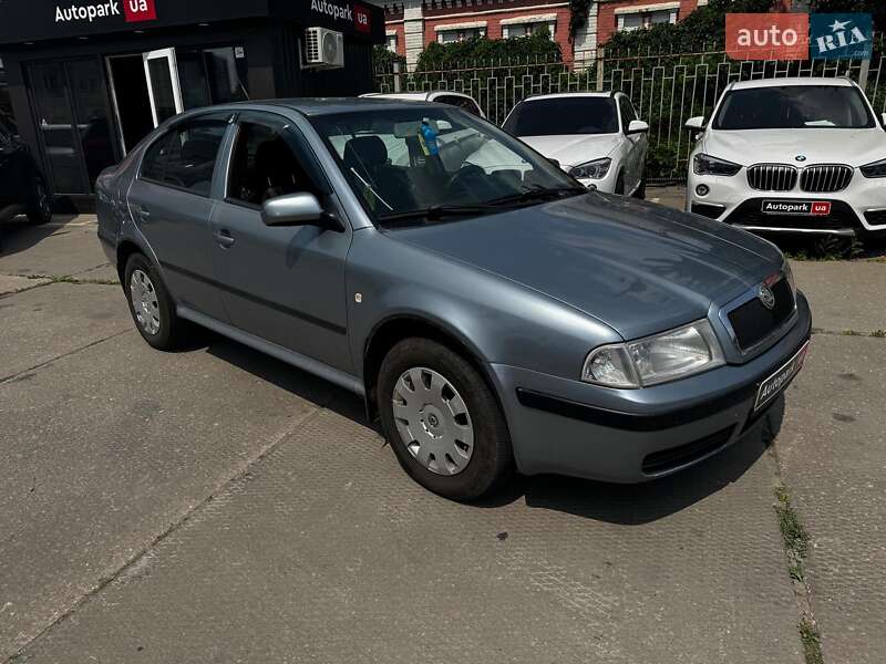 Лифтбек Skoda Octavia 2001 в Харькове