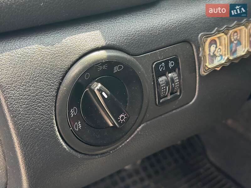Лифтбек Skoda Octavia 2001 в Харькове