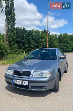 Ліфтбек Skoda Octavia 2004 в 