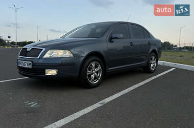 Лифтбек Skoda Octavia 2004 в Киеве