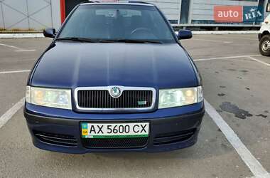 Лифтбек Skoda Octavia 2001 в 