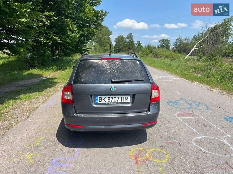 Универсал Skoda Octavia 2011 в Ровно