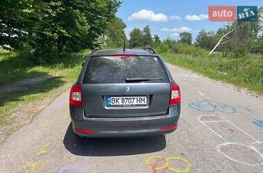 Універсал Skoda Octavia 2011 в 