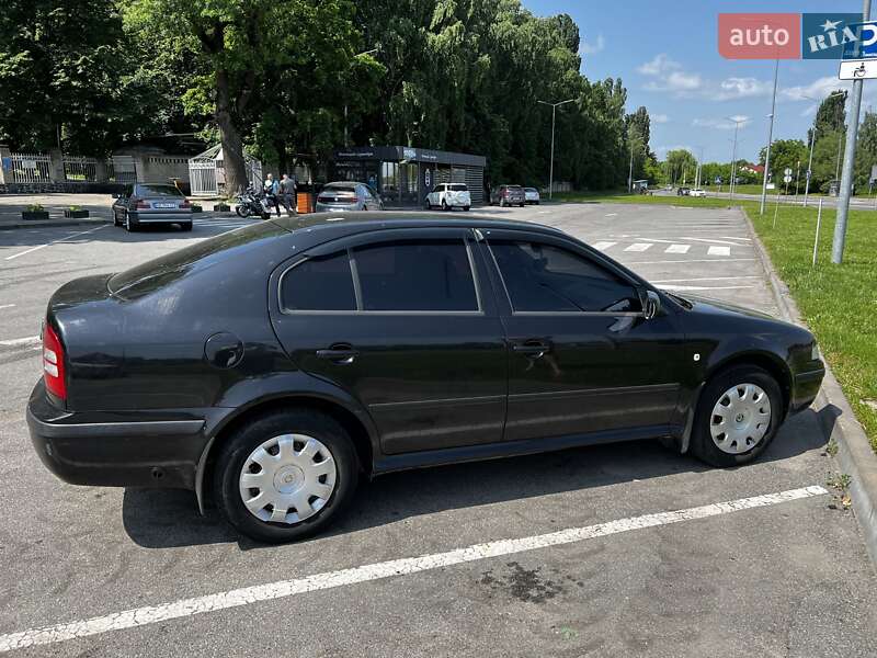 Хэтчбек Skoda Octavia 2004 в Виннице