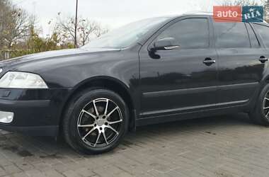 Універсал Skoda Octavia 2008 в Охтирці