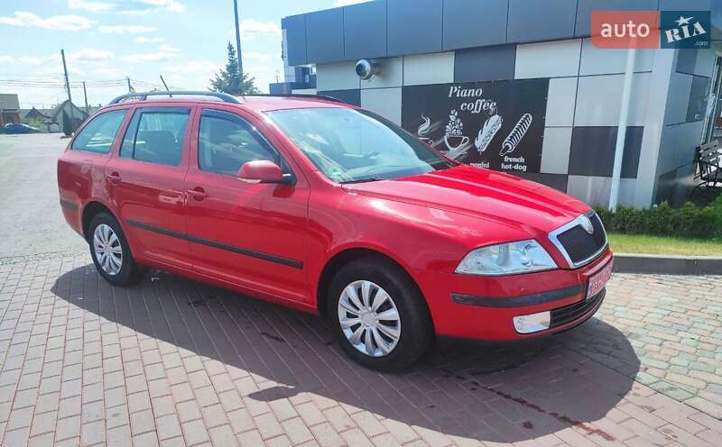 Универсал Skoda Octavia 2006 в Сарнах