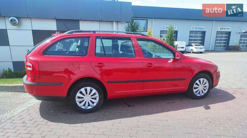Универсал Skoda Octavia 2006 в Сарнах