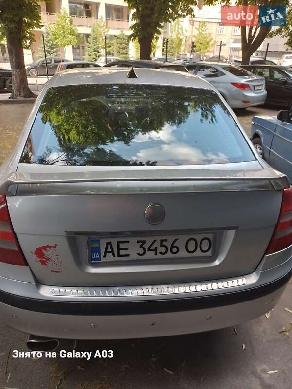 Лифтбек Skoda Octavia 2005 в Днепре