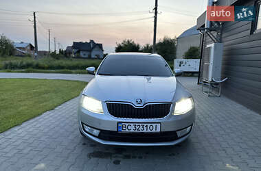 Лифтбек Skoda Octavia 2015 в 