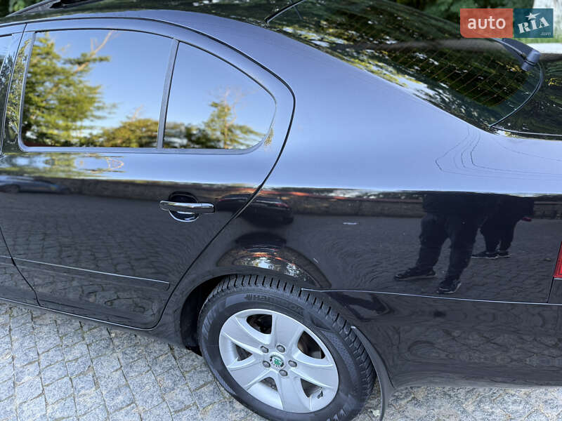 Ліфтбек Skoda Octavia 2012 в Чернівцях