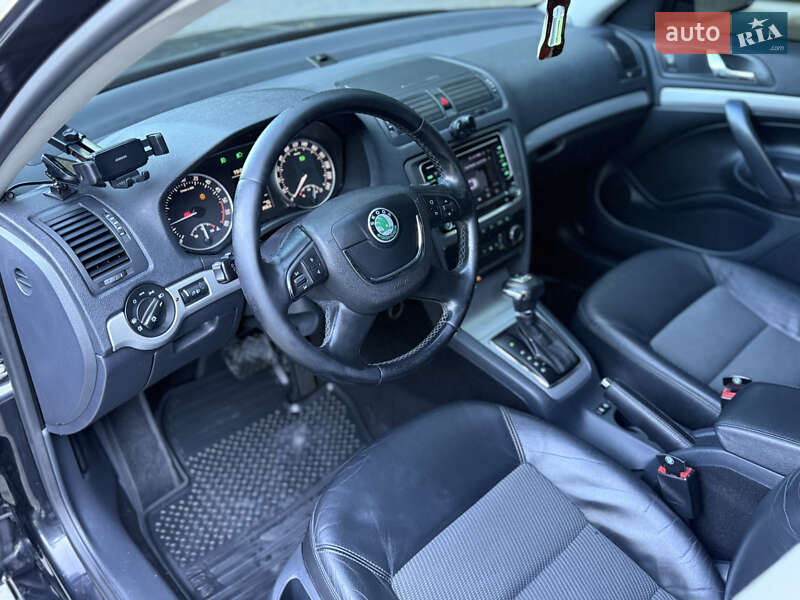 Ліфтбек Skoda Octavia 2012 в Чернівцях