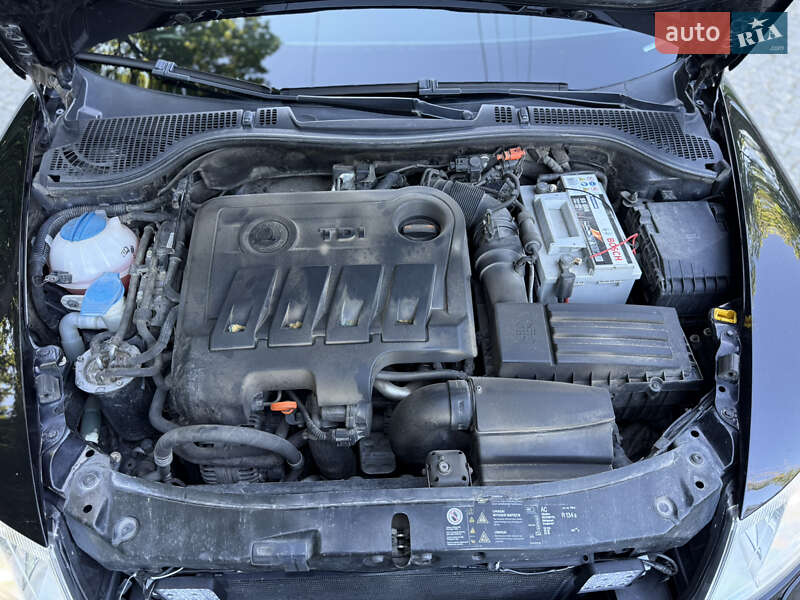 Ліфтбек Skoda Octavia 2012 в Чернівцях