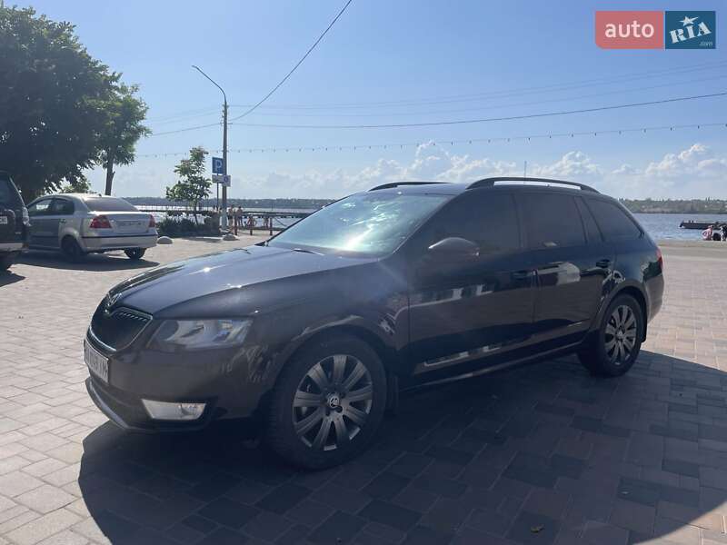 Универсал Skoda Octavia 2015 в Николаеве