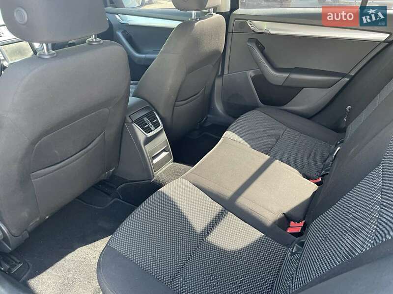 Универсал Skoda Octavia 2015 в Николаеве