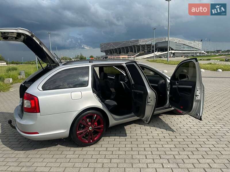 Универсал Skoda Octavia 2011 в Пустомытах