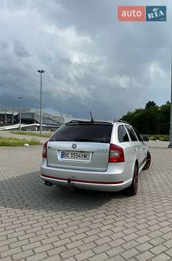 Универсал Skoda Octavia 2011 в 