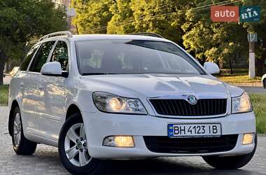 Універсал Skoda Octavia 2012 в 
