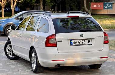 Універсал Skoda Octavia 2012 в 