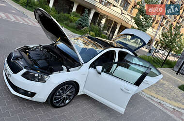 Лифтбек Skoda Octavia 2016 в 