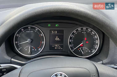 Універсал Skoda Octavia 2010 в 