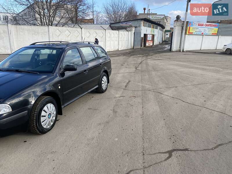 Універсал Skoda Octavia 2001 в Полтаві