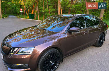 Лифтбек Skoda Octavia 2017 в 