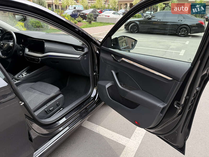 Универсал Skoda Octavia 2021 в Киеве
