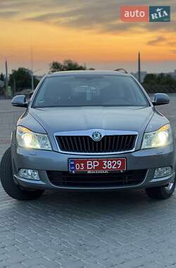 Универсал Skoda Octavia 2013 в Измаиле