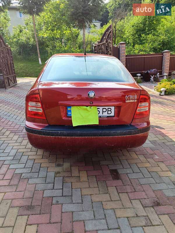 Лифтбек Skoda Octavia 2001 в Львове