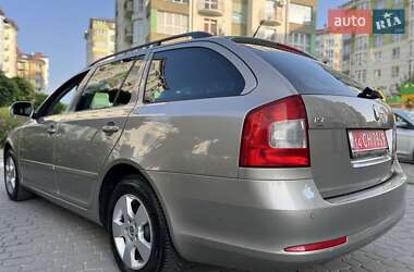 Универсал Skoda Octavia 2012 в 