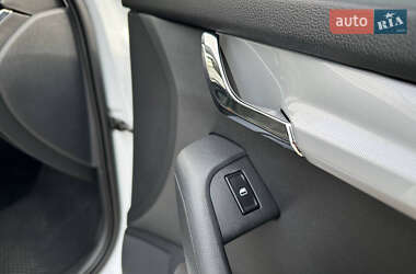 Лифтбек Skoda Octavia 2014 в 