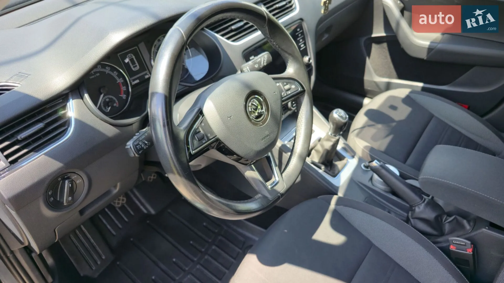 2017 Skoda Octavia - мініатюра 20