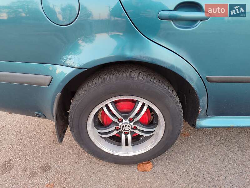 Лифтбек Skoda Octavia 2003 в Буче