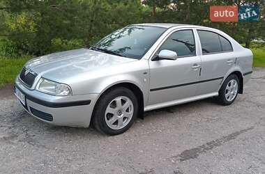 Ліфтбек Skoda Octavia 2001 в Прилуках