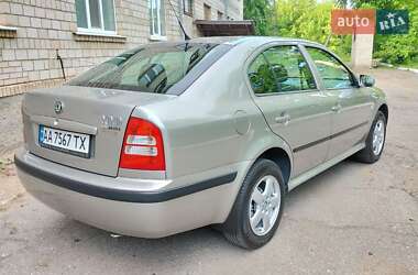 Лифтбек Skoda Octavia 2008 в 
