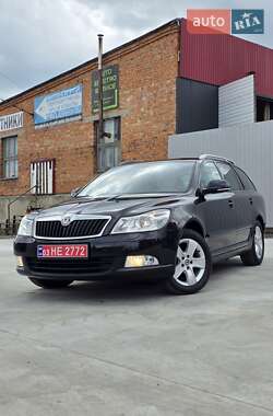 Універсал Skoda Octavia 2012 в Сумах