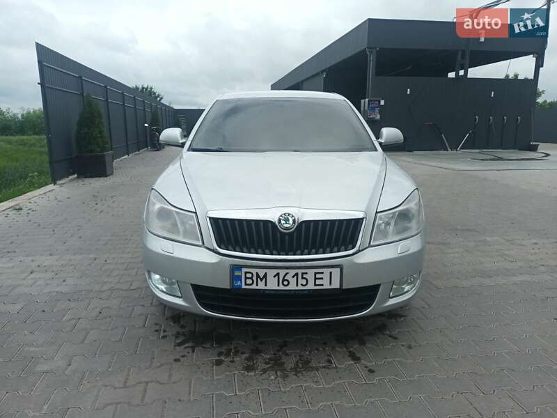Лифтбек Skoda Octavia 2011 в 