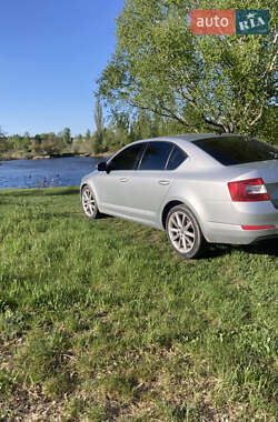 Лифтбек Skoda Octavia 2013 в Ивано-Франковске