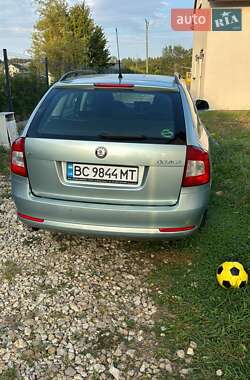 Универсал Skoda Octavia 2010 в Львове