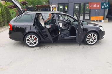 Універсал Skoda Octavia 2012 в 