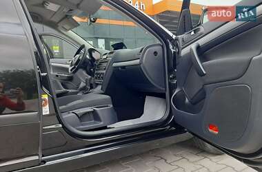 Універсал Skoda Octavia 2012 в 