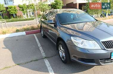 Универсал Skoda Octavia 2010 в 