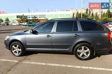 Универсал Skoda Octavia 2010 в 