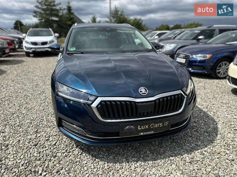 Универсал Skoda Octavia 2021 в Ивано-Франковске