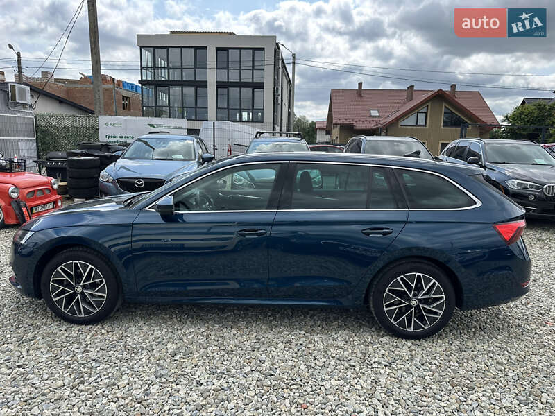 Универсал Skoda Octavia 2021 в Ивано-Франковске