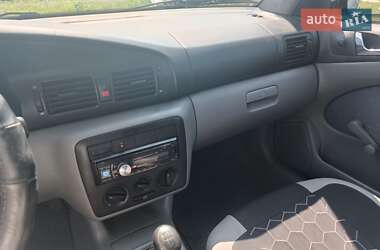 Универсал Skoda Octavia 2001 в 