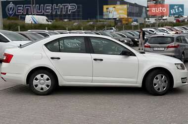 Лифтбек Skoda Octavia 2016 в 