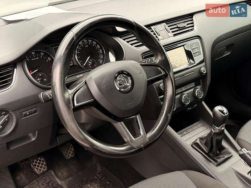Лифтбек Skoda Octavia 2016 в Львове