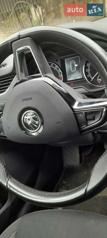 Універсал Skoda Octavia 2018 в Чернівцях