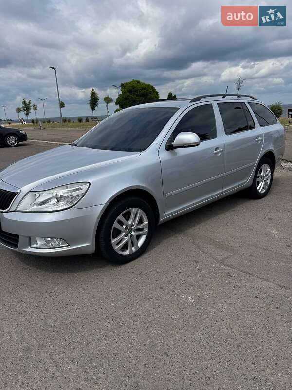 Універсал Skoda Octavia 2012 в Черкасах фото 13 Універсал Skoda Octavia 2012 в Черкасах
